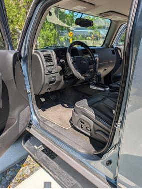 Blue 2007 Hummer H3 Base