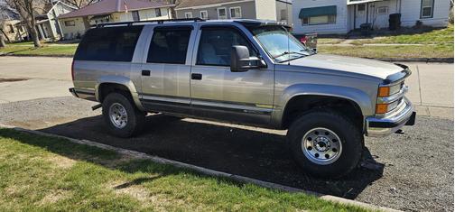 1998 Chevrolet Suburban 2500