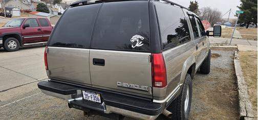 1998 Chevrolet Suburban 2500
