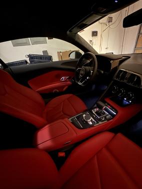 2023 Audi R8 V10 performance
