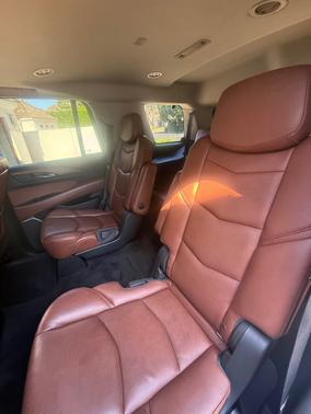 2017 Cadillac Escalade Luxury