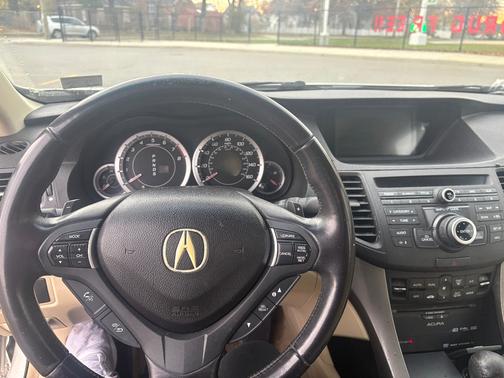 2010 Acura TSX Technology