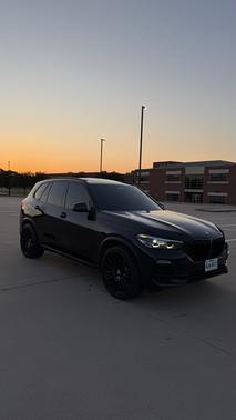 Black 2019 BMW X5 xDrive40i