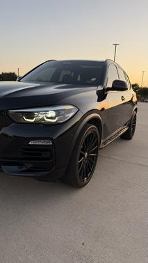 Black 2019 BMW X5 xDrive40i