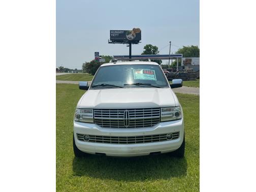 2014 Lincoln Navigator Base