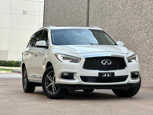White 2017 INFINITI QX60 Base