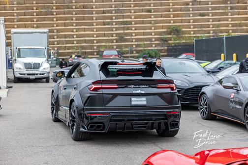 2021 Lamborghini Urus Base