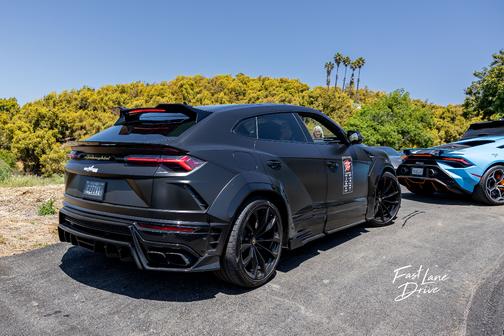 2021 Lamborghini Urus Base