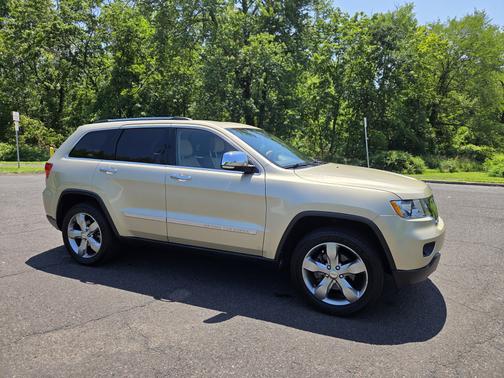 2011 Jeep Grand Cherokee Overland