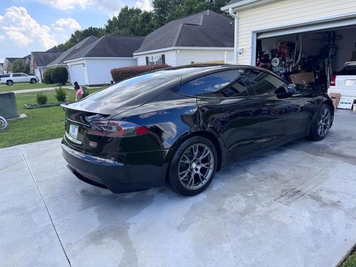 Black 2021 Tesla Model S Plaid