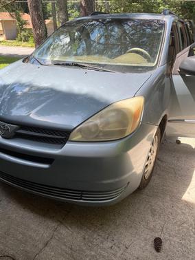Blue 2005 Toyota Sienna LE