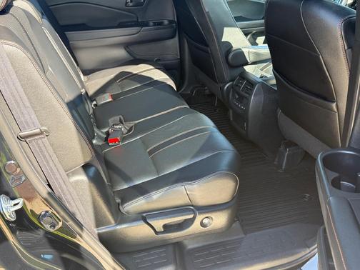Black 2022 Honda Pilot TrailSport