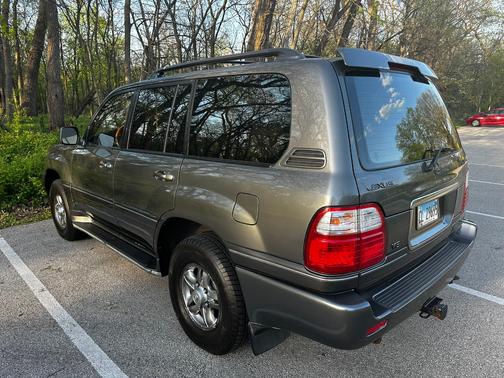 Gray 2002 Lexus LX 470 Base