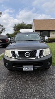 Black 2011 Nissan Pathfinder S