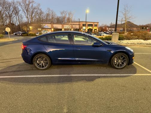 2023 Tesla Model 3 Base