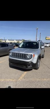 Photo 1 of 7 of 2015 Jeep Renegade Latitude
