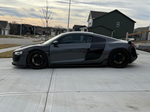 2008 Audi R8 Base