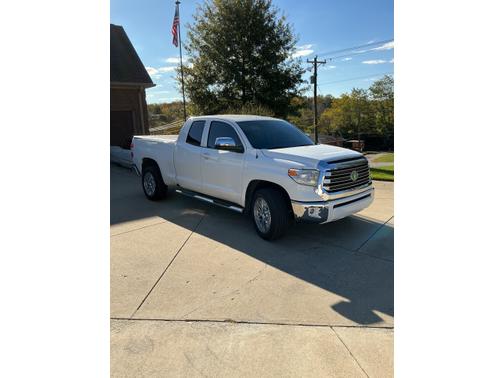 2016 Toyota Tundra SR