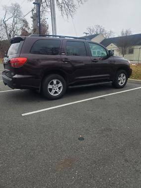 2013 Toyota Sequoia SR5