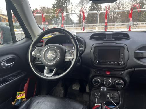 2017 Jeep Renegade Trailhawk