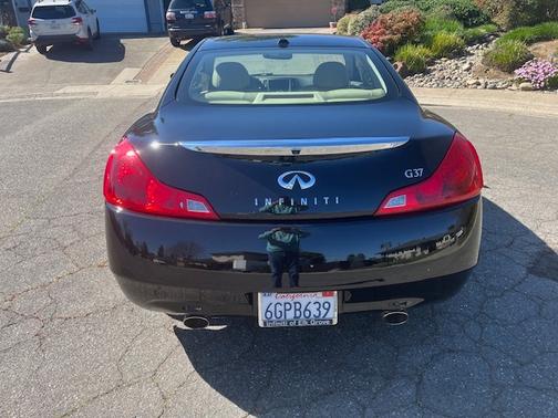 2009 INFINITI G37 Journey
