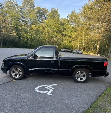 2003 Chevrolet S-10 LS
