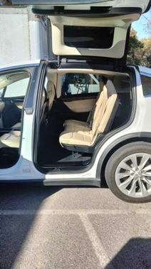 2017 Tesla Model X 75D