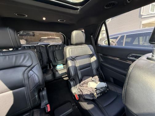 2019 Ford Explorer Platinum