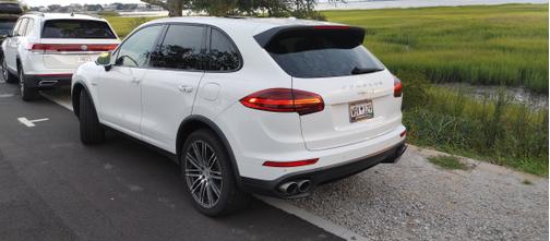 2016 Porsche Cayenne S E-Hybrid