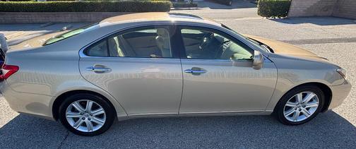 Beige 2007 Lexus ES 350 Base