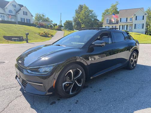 Black 2022 Kia EV6 GT-Line