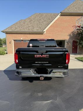 Black 2021 GMC Sierra 1500 SLT