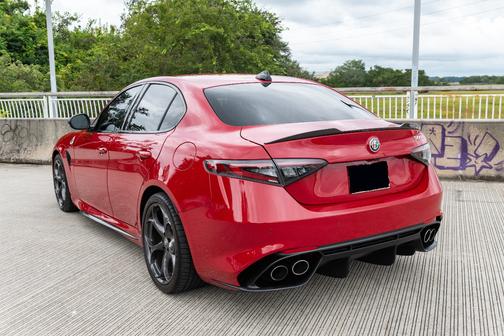 2024 Alfa Romeo Giulia Quadrifoglio