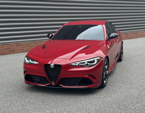 2024 Alfa Romeo Giulia Quadrifoglio
