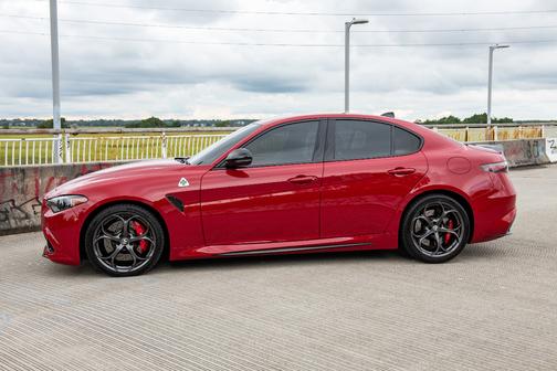 2024 Alfa Romeo Giulia Quadrifoglio