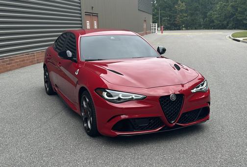 2024 Alfa Romeo Giulia Quadrifoglio