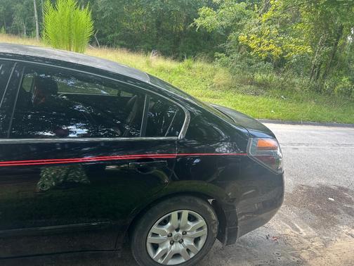 Black 2012 Nissan Altima 2.5 S
