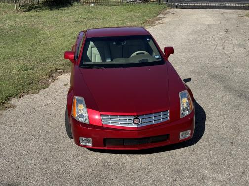 2004 Cadillac XLR Base