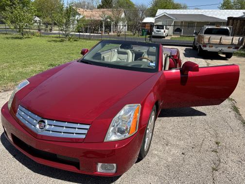 2004 Cadillac XLR Base