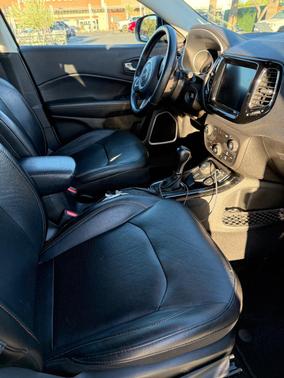 White 2019 Jeep Compass Limited