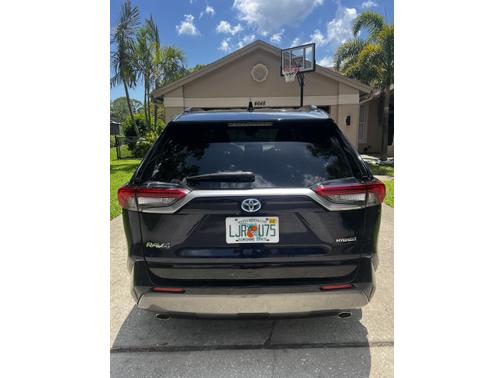 2019 Toyota RAV4 Hybrid XSE