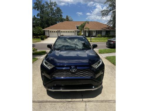2019 Toyota RAV4 Hybrid XSE