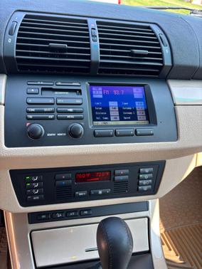 White 2001 BMW X5 3.0i