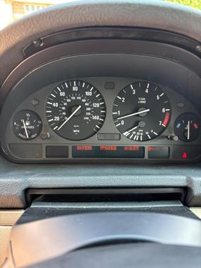 White 2001 BMW X5 3.0i