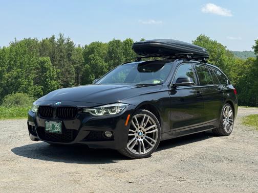 2018 BMW 330 i xDrive