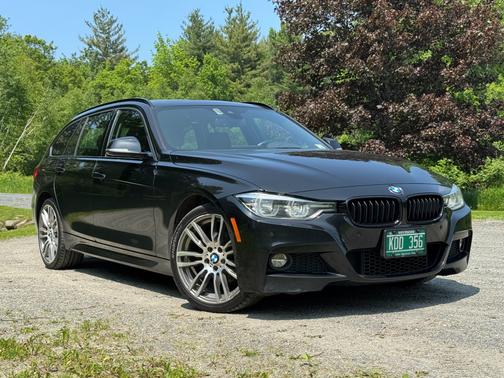 2018 BMW 330 i xDrive