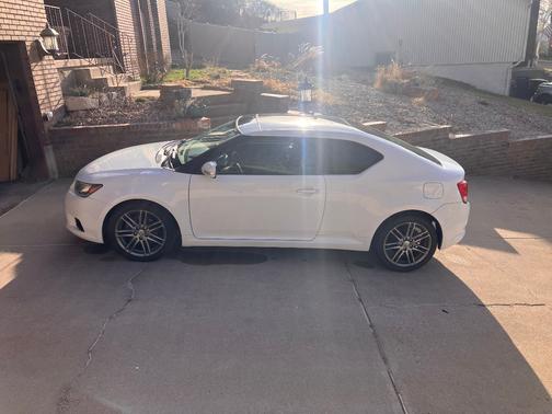 2013 Scion tC Base