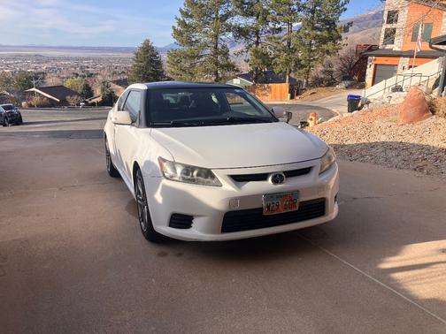 2013 Scion tC Base