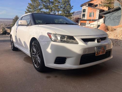 2013 Scion tC Base