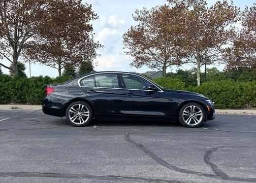Black 2018 BMW 330 i xDrive